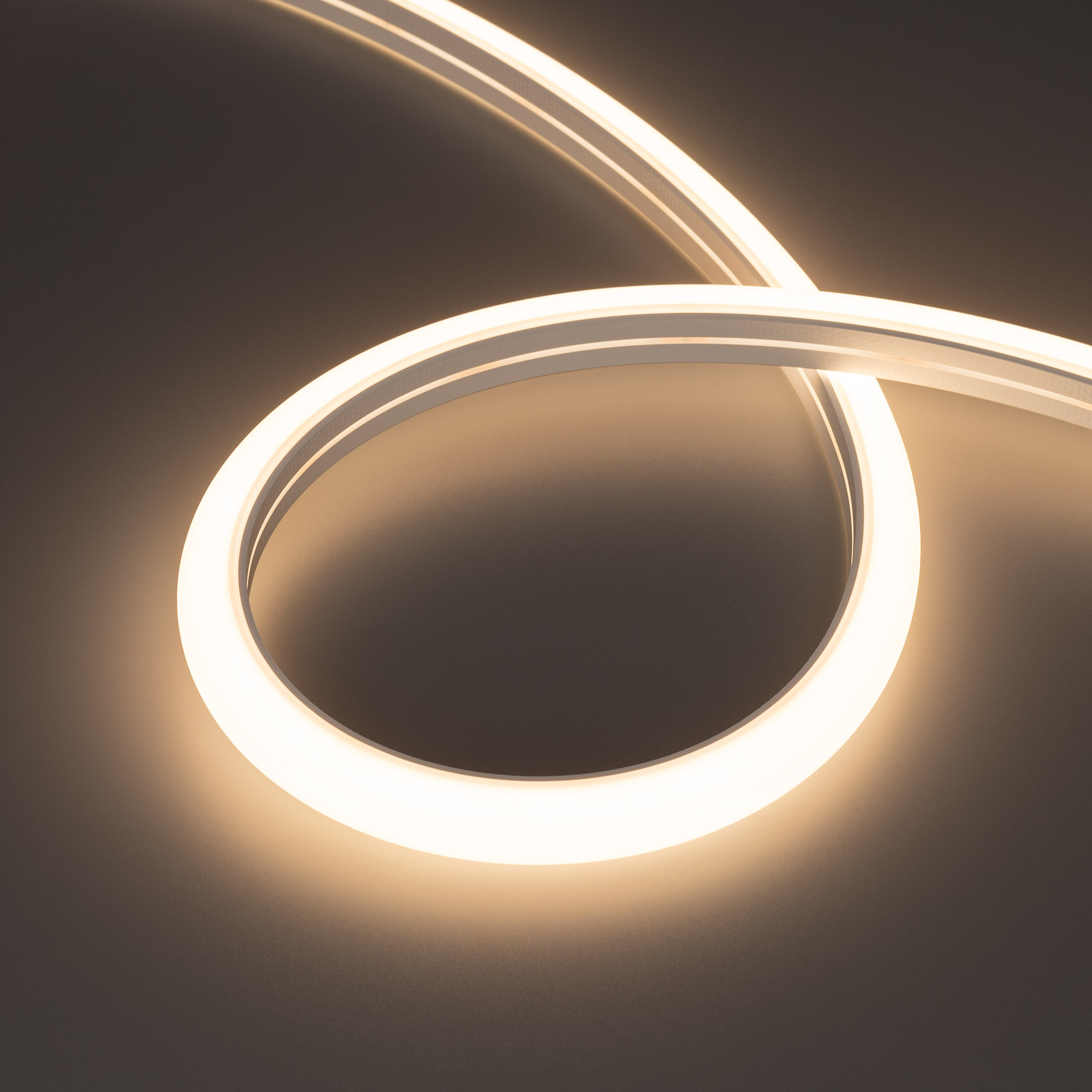 Arlight Лента герметичная MOONLIGHT-TOP-A140-16x15mm 24V Warm3500 (9.6 W/m, IP65, 2835, 5m, Wire x1) (9.6 Вт/м, IP65)